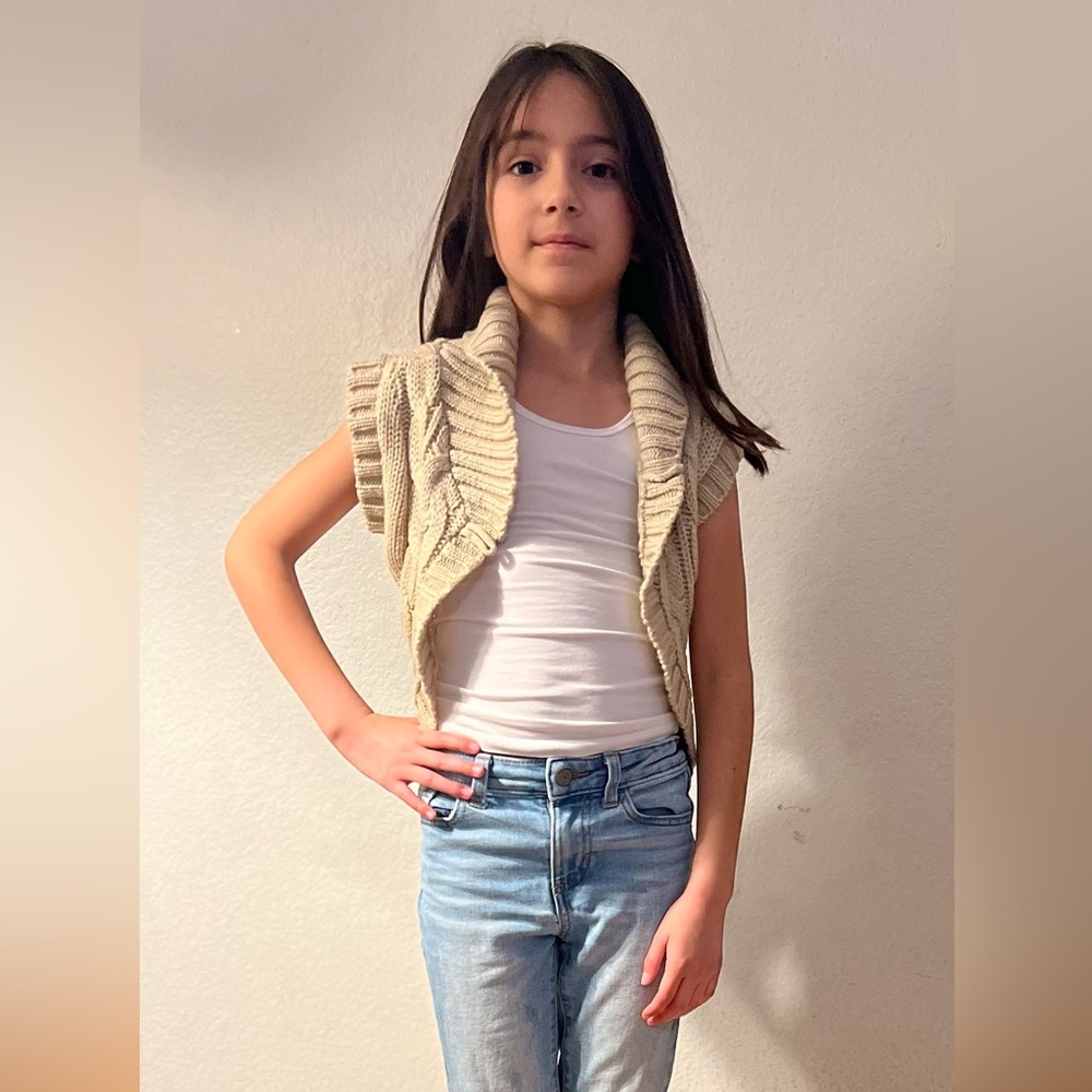 EUC cable knit Bolero